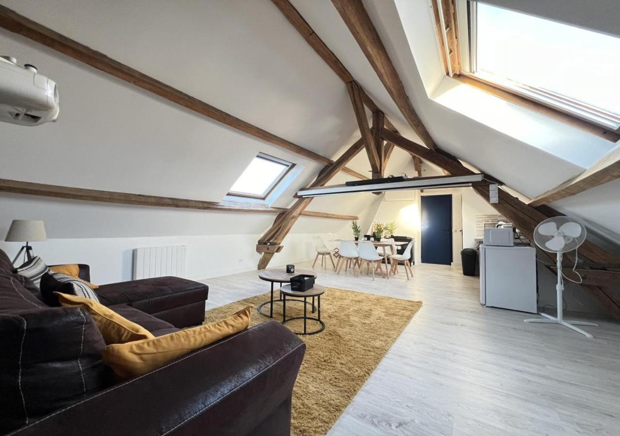 L Armurerie - Appartement Centre Ville De Санс Екстериор снимка