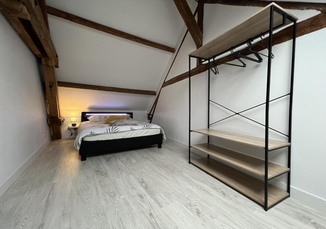L Armurerie - Appartement Centre Ville De Санс Екстериор снимка