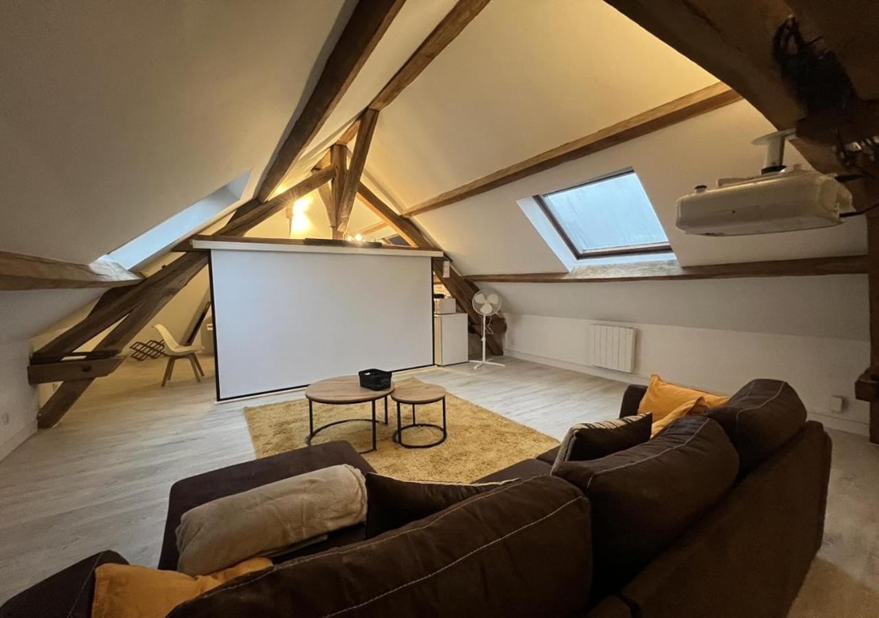 L Armurerie - Appartement Centre Ville De Санс Екстериор снимка